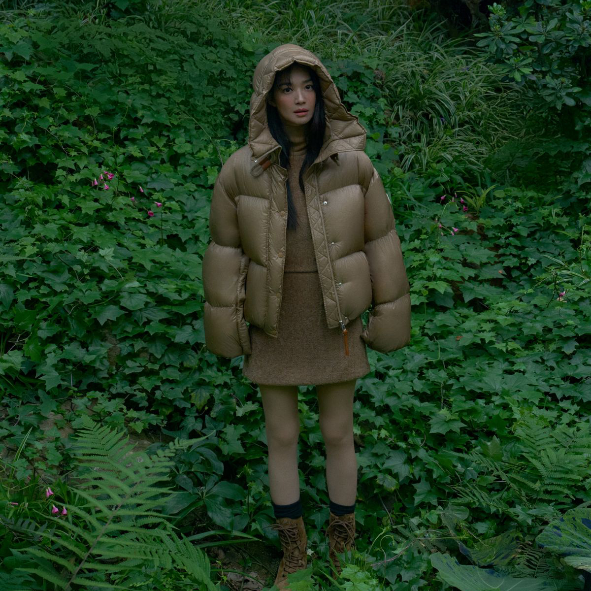 【신민아】 MONCLER 몽클레어 Borey 보레이 ▶매장-354만원◀